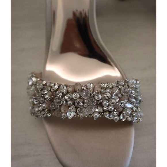 Badgley Mischka MP6312 Sz 6.5 Soft Blush Tasmine Embellished Block Heels $245 - Picture 5 of 12